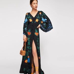 Embroidered Long Sleeve Black Dress